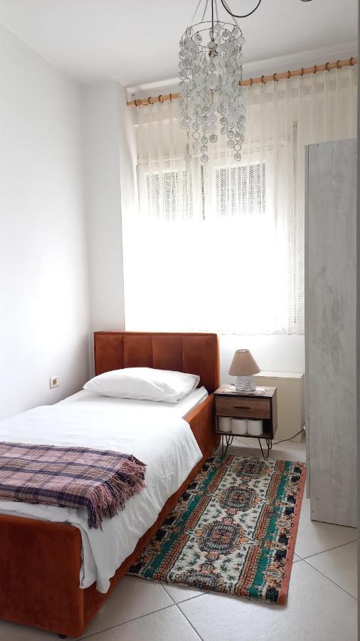 Isabel Rooms Tirana Extérieur photo